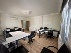 PRESTİJLİ FİRMALARIN OLDUĞU ALTUNİZADE DE “FULL EŞYALI” 2+1 OFİS
