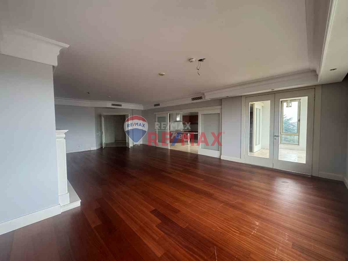 REMAX 7 TEPE'DEN BOĞAZÜSTÜ EVLERİ'NDE SATILIK DAİRE