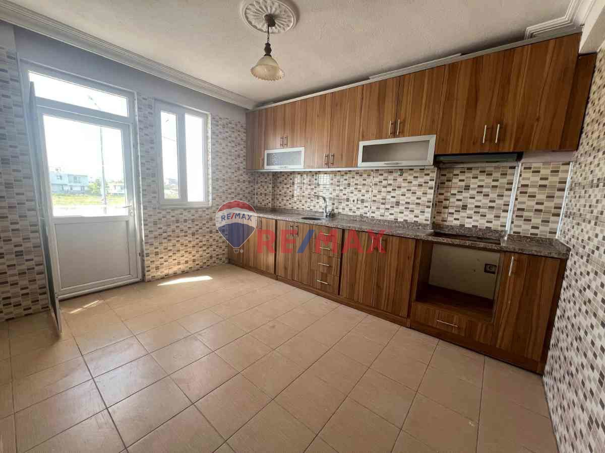 DEMIRCILER MAHALLESINDE ÖZLER DÜĞÜN SALONU ARKASI 3+1 KIRALIK DAIRE