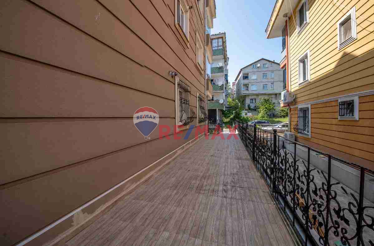 KAVACIK’TA HUZURLU 3+1, ÇİFT BALKONLU, EBEVEYN BANYOLU DAİRE