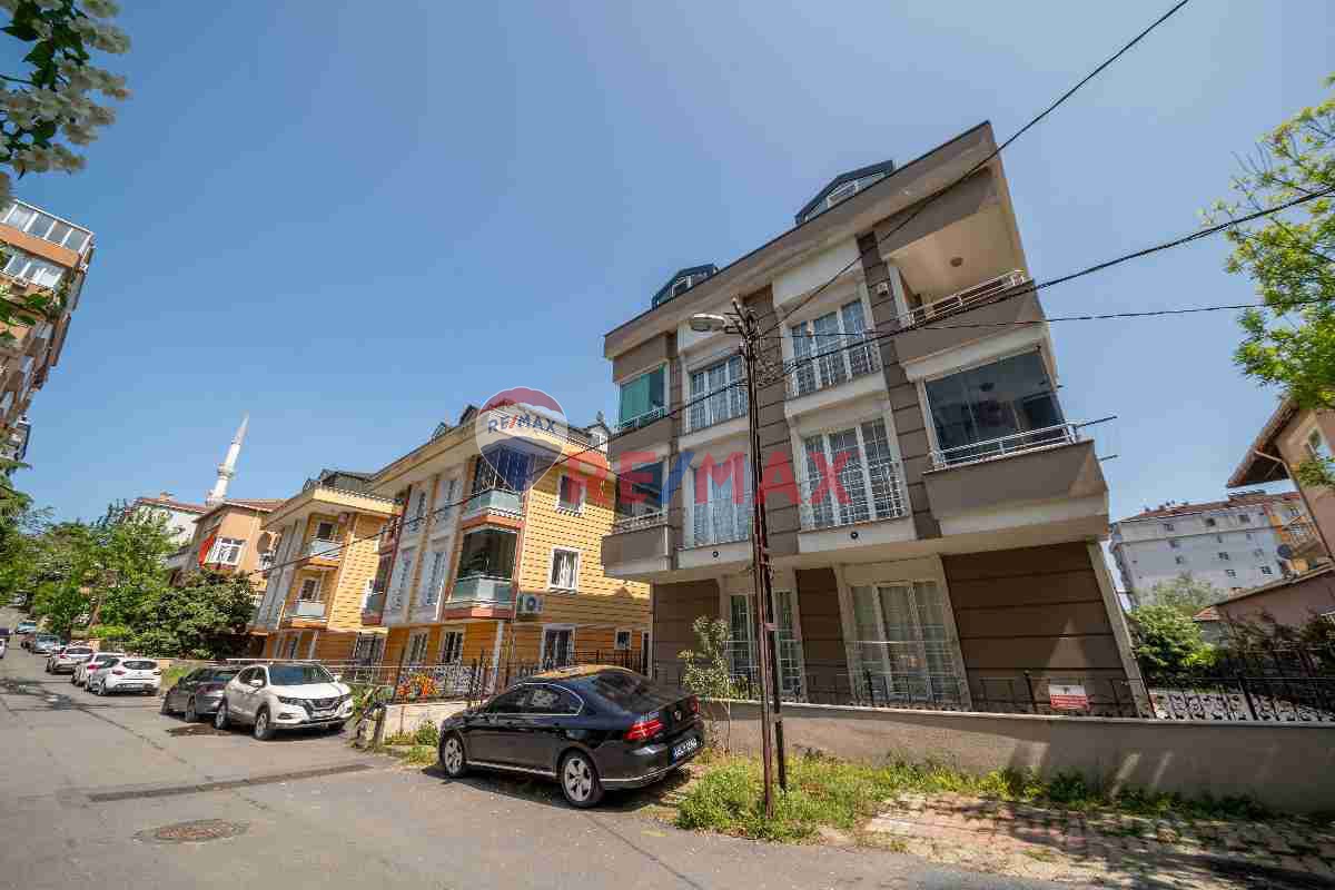 KAVACIK’TA HUZURLU 3+1, ÇİFT BALKONLU, EBEVEYN BANYOLU DAİRE