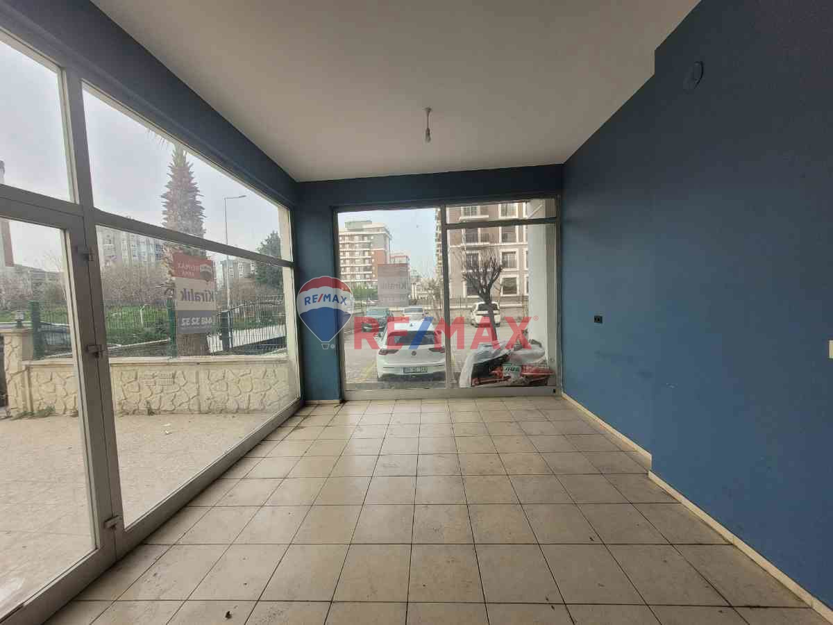 İZMIR BUCA ÇAMLIKULE MAH. METRO SON DURAĞI YAKINI KİRALIK DÜKKAN