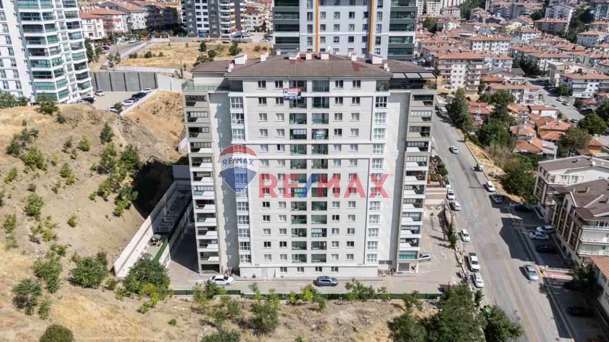 MAMAK TÜRKÖZÜ Fİ LİFE SİTESİ SATILIK TERASLI DUBLEKS DAİRE 6+1