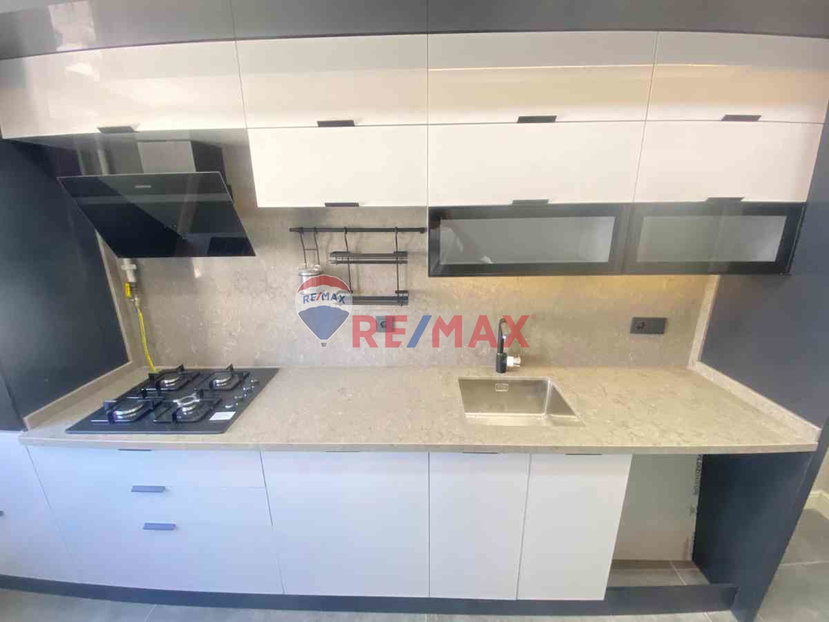 KARTAL KARLIKTEPE MH DE EBEVEYN BANYOLU GENİŞ KİRALIK 2+1 DAİRE