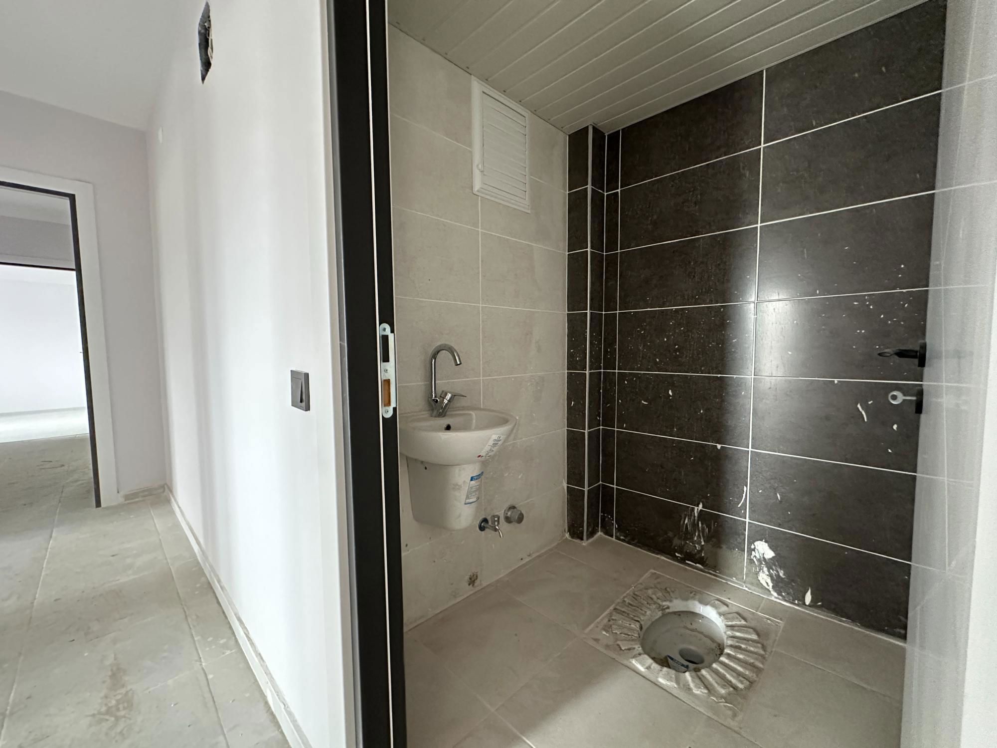 REMAX CENTRAL'DAN TUZLUGÖL MAH.'DE 3+1 SIFIR LÜX ARAKAT DAİRE