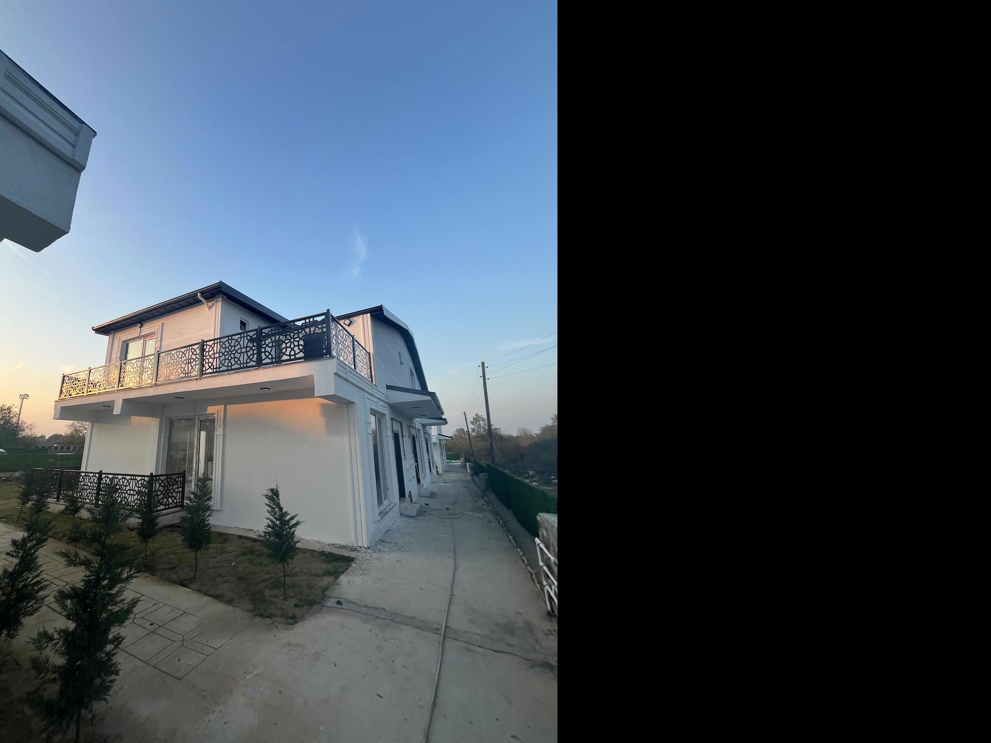 KARTEPE SUADİYE’DE SİTE İÇİ ÖZEL BAHÇELİ 3+1 VİLLA ORTAK HAVUZ