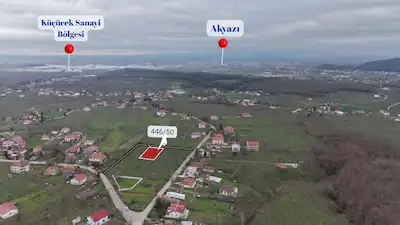 CENGIZ ÖZDEMIR'DEN AKYAZI'DA 423,42 M² ARSA 