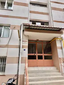 KARABAĞLAR YURDOĞLUNDA SITE İÇI FULL TADILATLI 3+1 LÜKS DAIRE