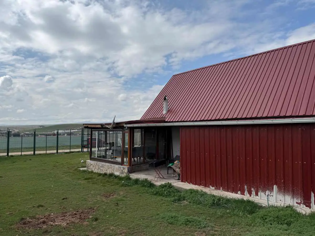 Property image 8