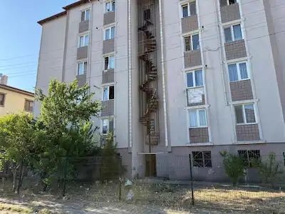 REMAX DESIGN TEKELER ÇAĞLAYAN BLOKLARINDA 2+1 SATILIK DAİRE