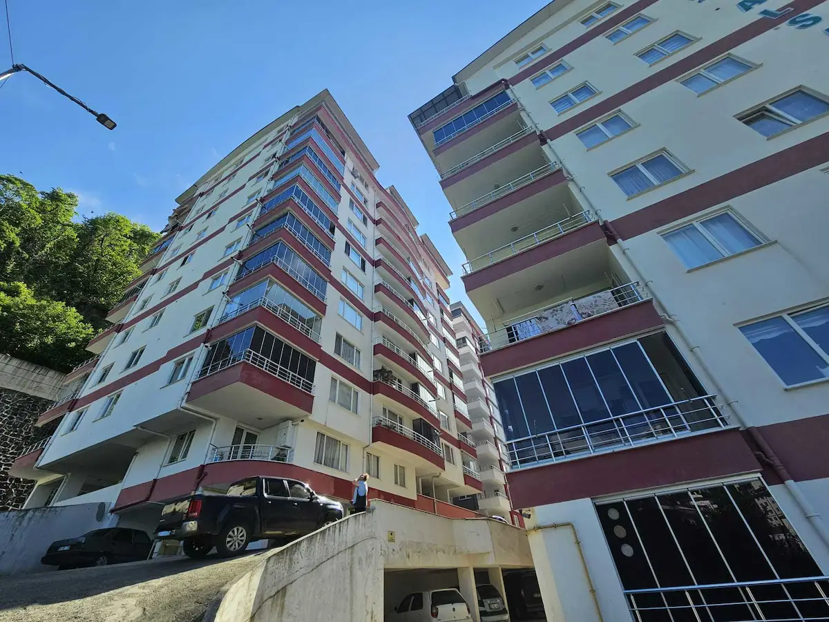 REMAX'TEN AKSU MAH. ALSAN ORMAN KONUTLARINDA SATILIK DUBLEKS..!