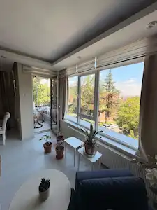 KAZIM ÖZALP MH. HAFTA SOK. ŞEHRIN KALBINDE YENILENMIŞ LÜKS DAIRE.