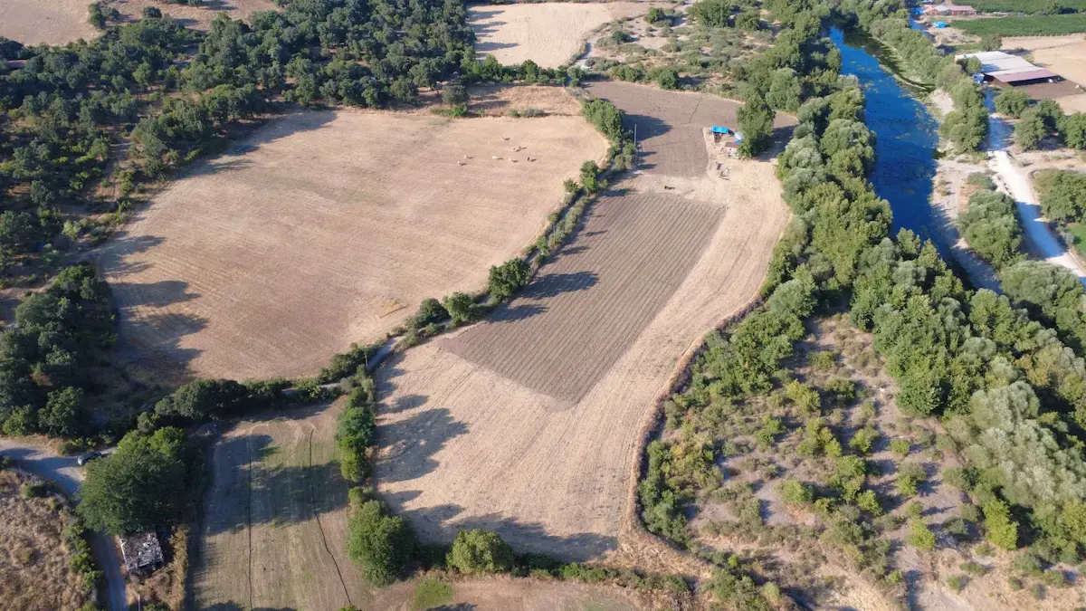ÇANAKKALE AYVACIK SÖĞÜTLÜ KÖYÜ'NDE SATILIK ARAZI
