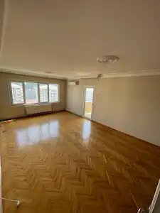 UĞURKENT SITESI'NDE GÜNEY CEPHELI ÖNÜ AÇIK SATILIK 3+1 DAIRE