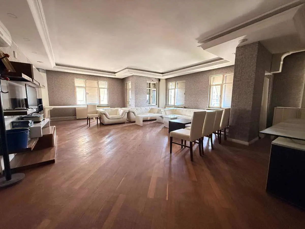 RE/MAX EDE'DEN TRABZON BULVARINDA EŞYALI 4+1 KİRALIK OFİS