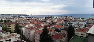 İLKADIM 56'LARDA DENIZ MANZARALI SIFIR SATILIK 2+1 DAIRE & OFIS