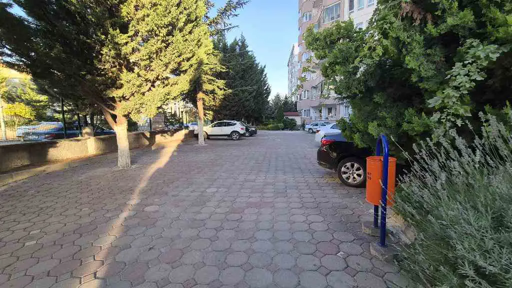 AHİMESUT TA SİTE İÇERİSİNDE ÖZEL YAPIM KİRALIK DAİRE