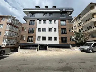 KÜÇÜKYALI MEKTEP CADDESİNDE KİRALIK 3+1 