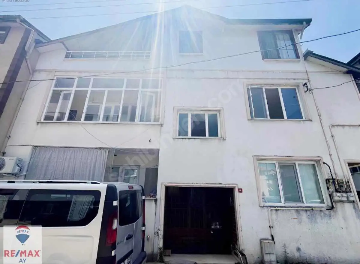ARAKAT BAKIMLI MASRAFSIZ GENİŞ 2+1 DAİRE