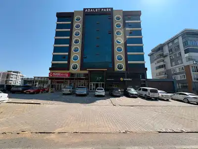 ONİKİŞUBAT ÜNGÜT’TE KİRACILI, KREDİYE UYGUN 110 M² MODERN OFİS (2020 BİNA)