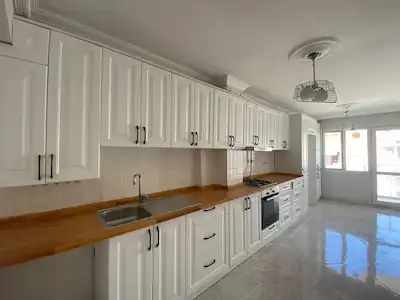 İZMIR KONAK HATAY PAZAR YERINDE KIRALIK 3+1 DAIRE