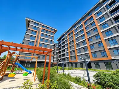 TUZLA YENİ SİTE İÇİNDE BAHÇE KULLANIMLI 128M² SATILIK 2+1 DAİRE