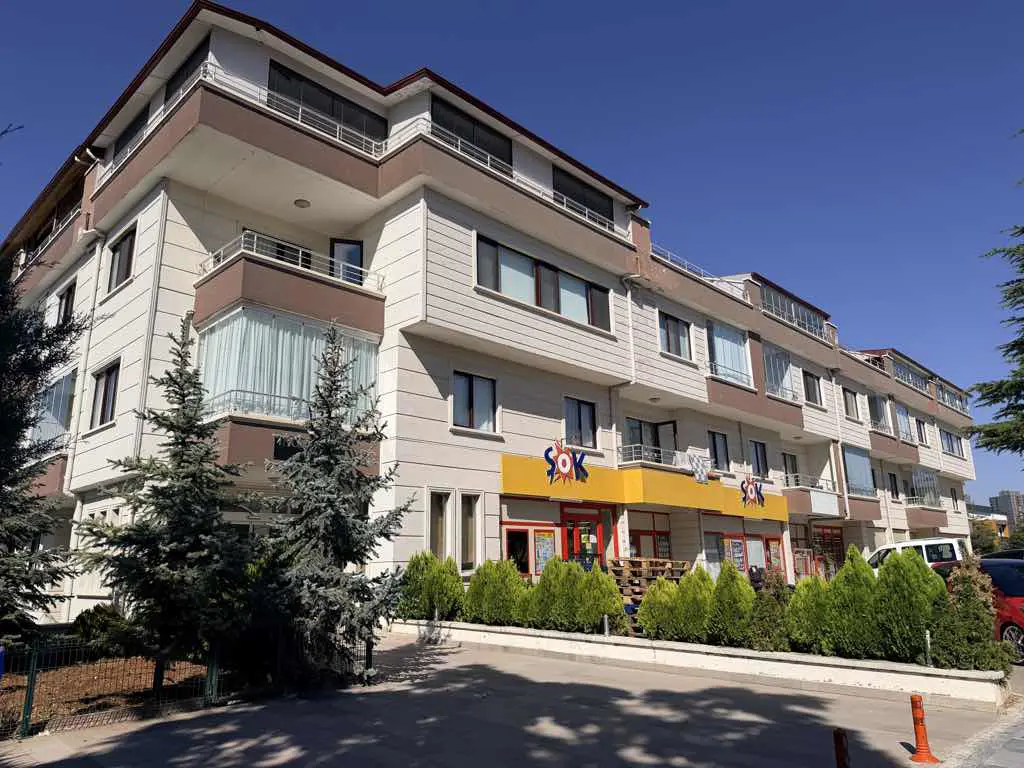 Property image 1