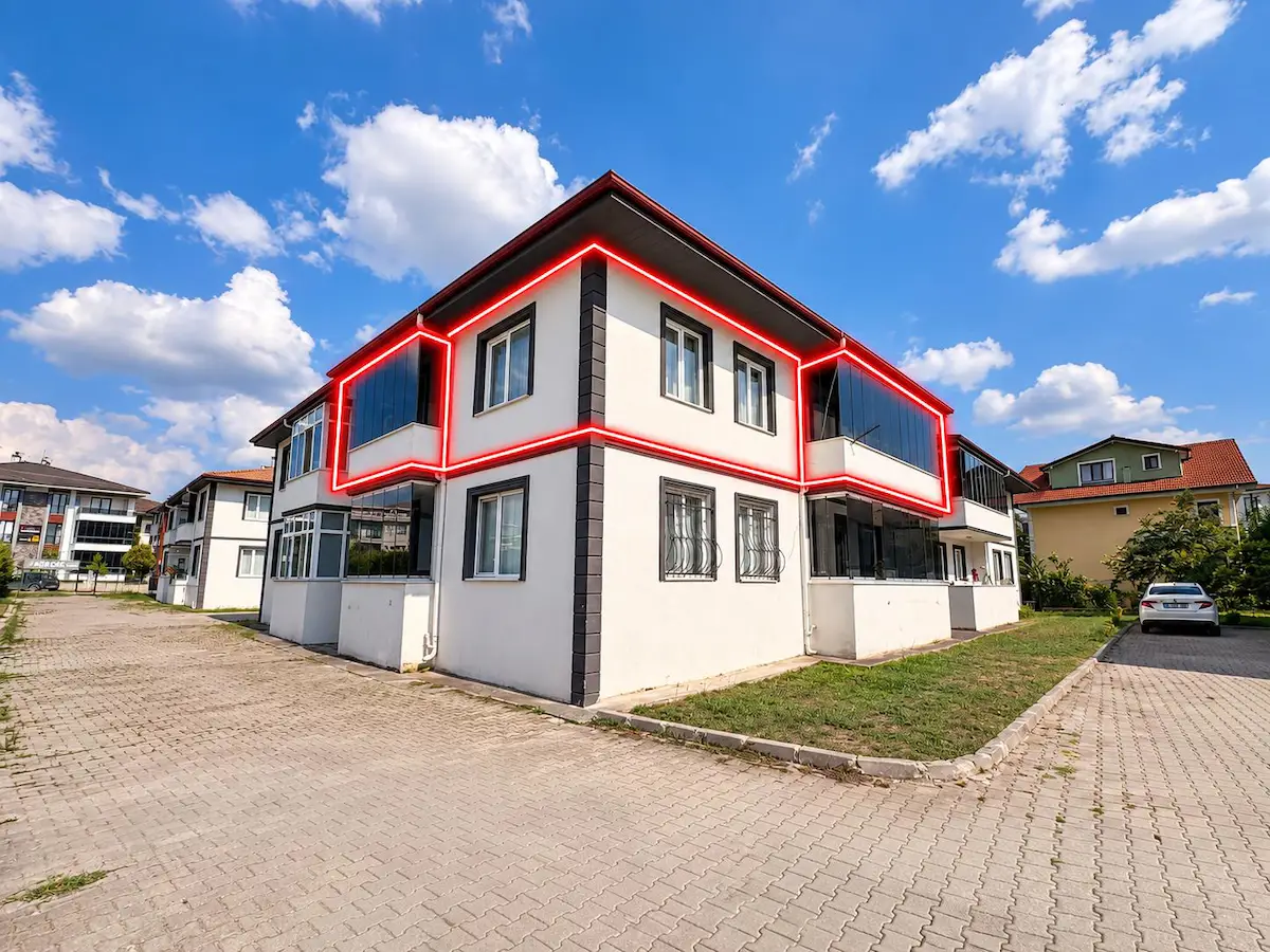 MELEK KUMANLI’DAN 3+1 EBEVEYN BANYOLU SİTE İÇİ SATILIK DAİRE