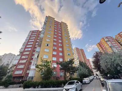 DEMETEVLER MAH HAVACILAR SİTESİNDE KİRALIK 3+1 DAİRE