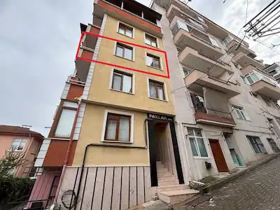 REMAX KANYON'DAN ÇIFTLIK CAD. ARA KAT 3+1 DAIRE