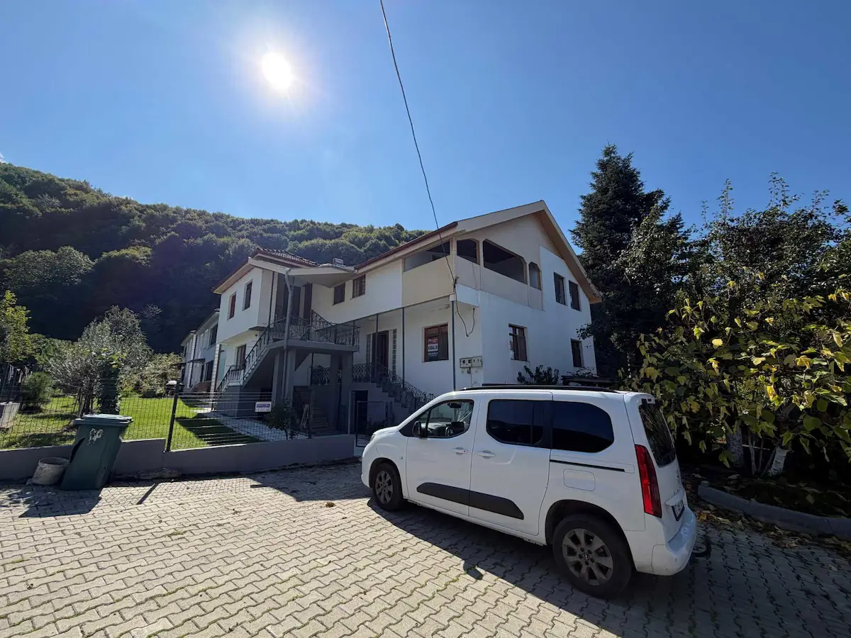 REMAXDIA'DAN AYDINPINAR KÖYÜNDE KİRALIK 2+1 DAİRE