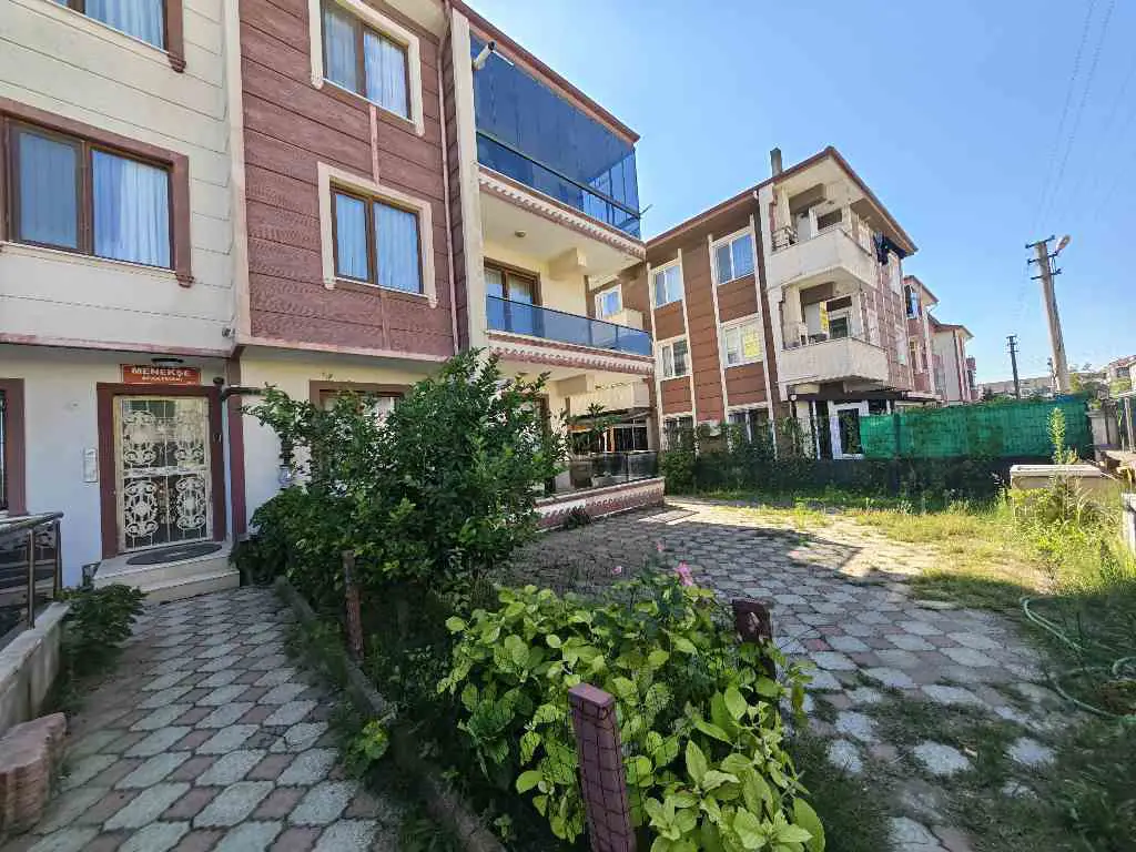 KARASU YALİ MAH HAVUZLU 2+1 KİRALİK DAİRE