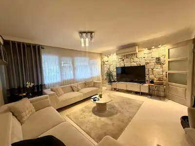 OSMANGAZI MAHALLESI YAVUZ CADDESI FULL TADILATLI 2+1 SATILIK