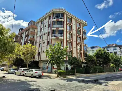SAMANDIRA MERKEZDE METROYA YÜRÜME MESAFESİNDE 2+1