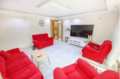 BEYOĞLU PİRİ PAŞA SEMT KONAĞINA KOMŞU 3+1 105M² SATILIK DAİRE