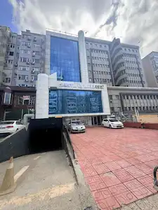 ZINCIRLIKUYU DA 2 AYRI YOL CEPHELI KOMPLE PLAZA