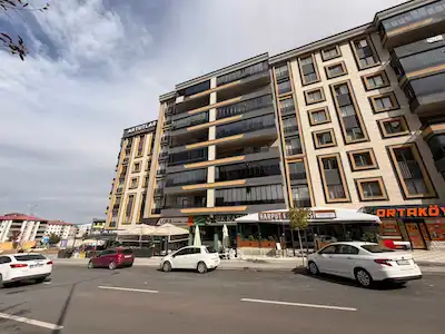 REMAX ARTIS'DEN YILDIZKENT BULVAR'DA KIRALIK İŞ YERI