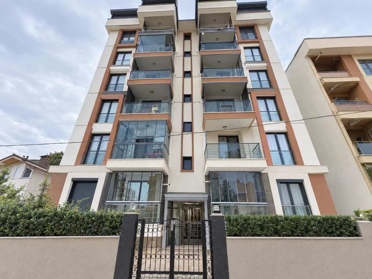 CEMAL UMAR'DA TUZLA AYDINLI MH. SATILIK ARAKAT 2+1 DAİRE