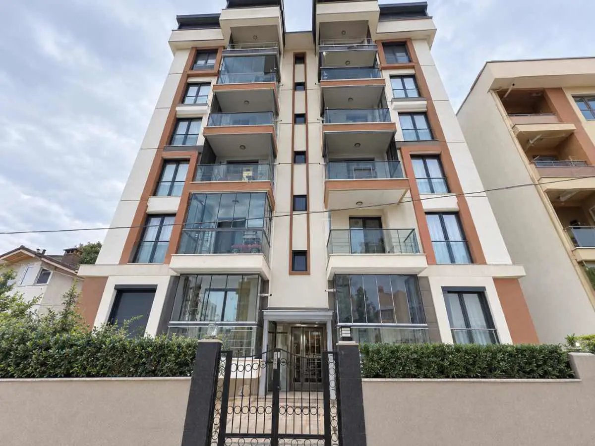 CEMAL UMAR'DA TUZLA AYDINLI MH. SATILIK ARAKAT 2+1 DAİRE