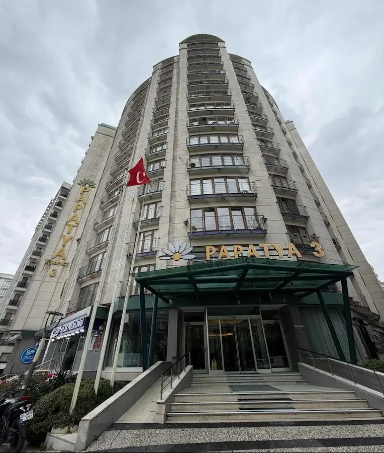 ESENYURT CUMHURİYET PAPATYA 3 RESİDENCE’TA FULL TADİLATLI BALKONLU SATILIK DAİRE