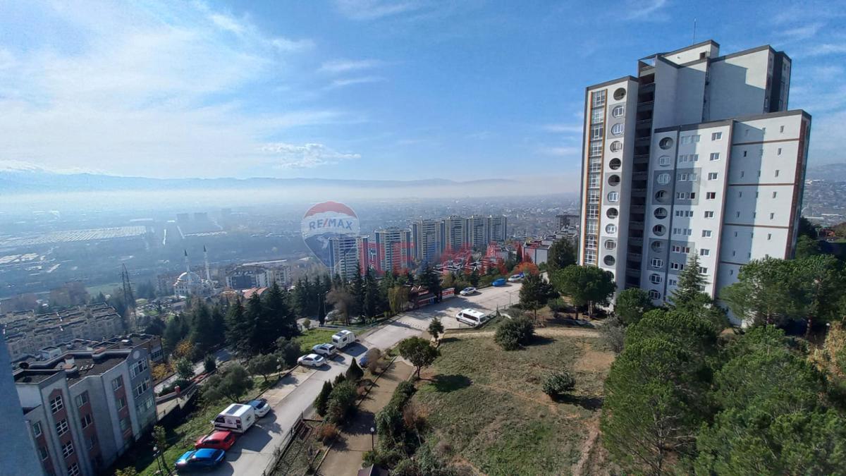 REMAX EFFECT İZMİT YUVAM AKARCA DENİZ MANZARALI 3+1 KİRALIK DAİRE