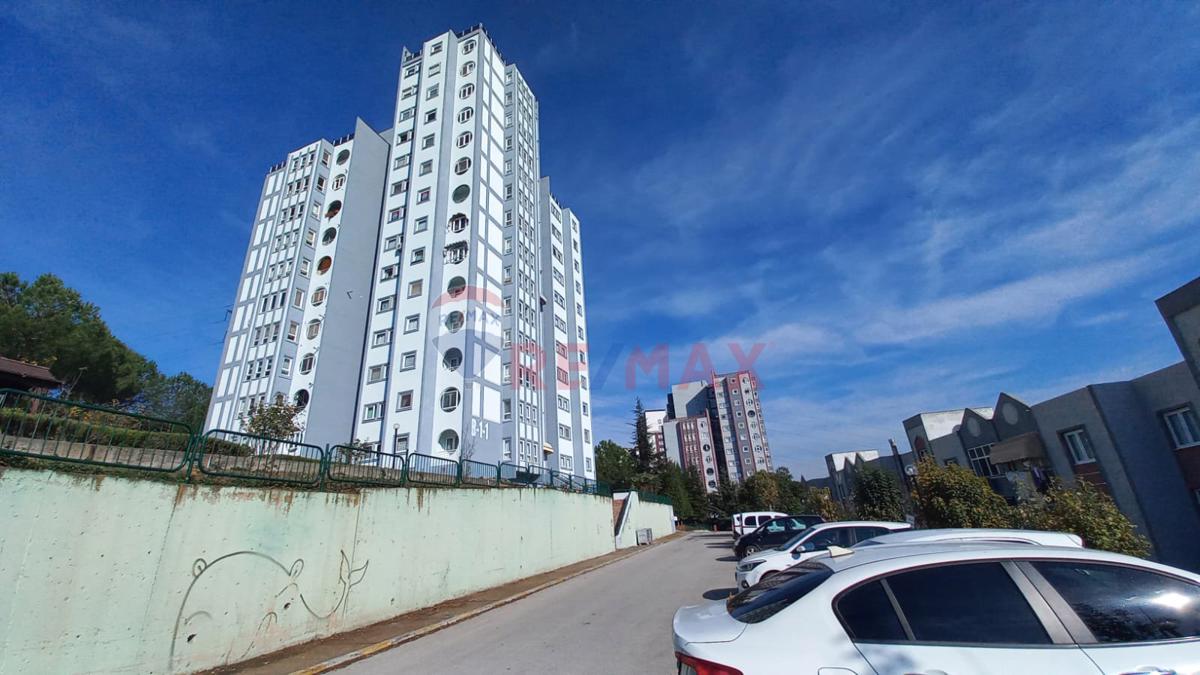 REMAX EFFECT İZMİT YUVAM AKARCA DENİZ MANZARALI 3+1 KİRALIK DAİRE