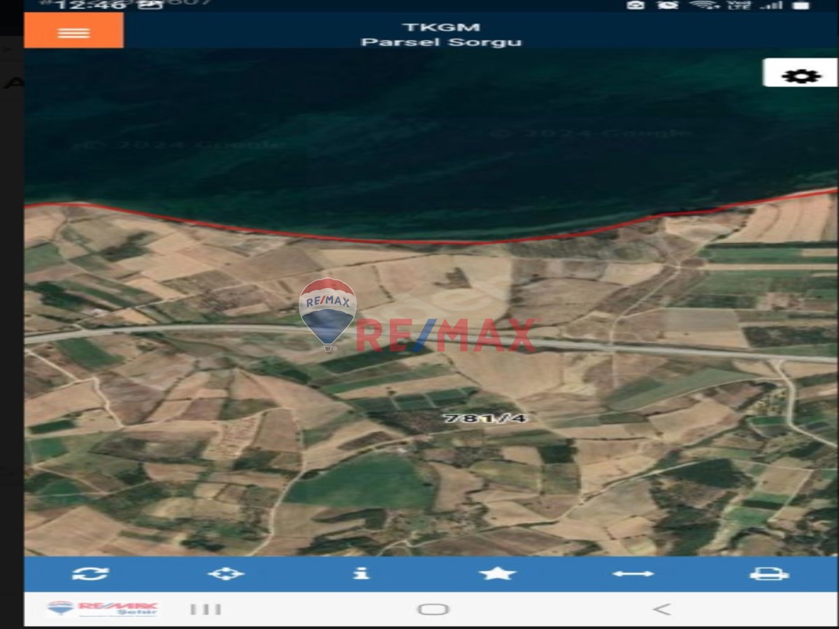 ÇANAKKALE LAPSEKİ ÇARDAK BELDESİNDE SATILIK ARSA