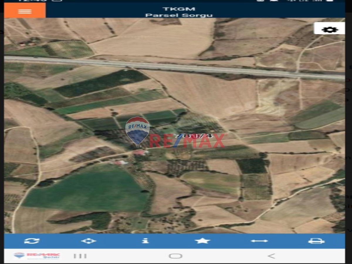 ÇANAKKALE LAPSEKİ ÇARDAK BELDESİNDE SATILIK ARSA