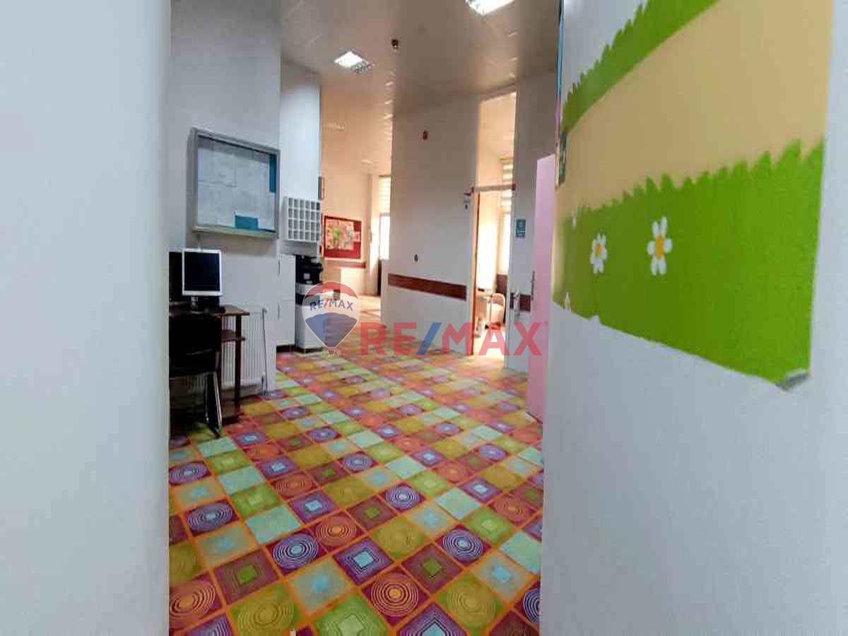 AHI MESUT MAHALLESINDE KURUMSAL KIRACILI İŞYERI