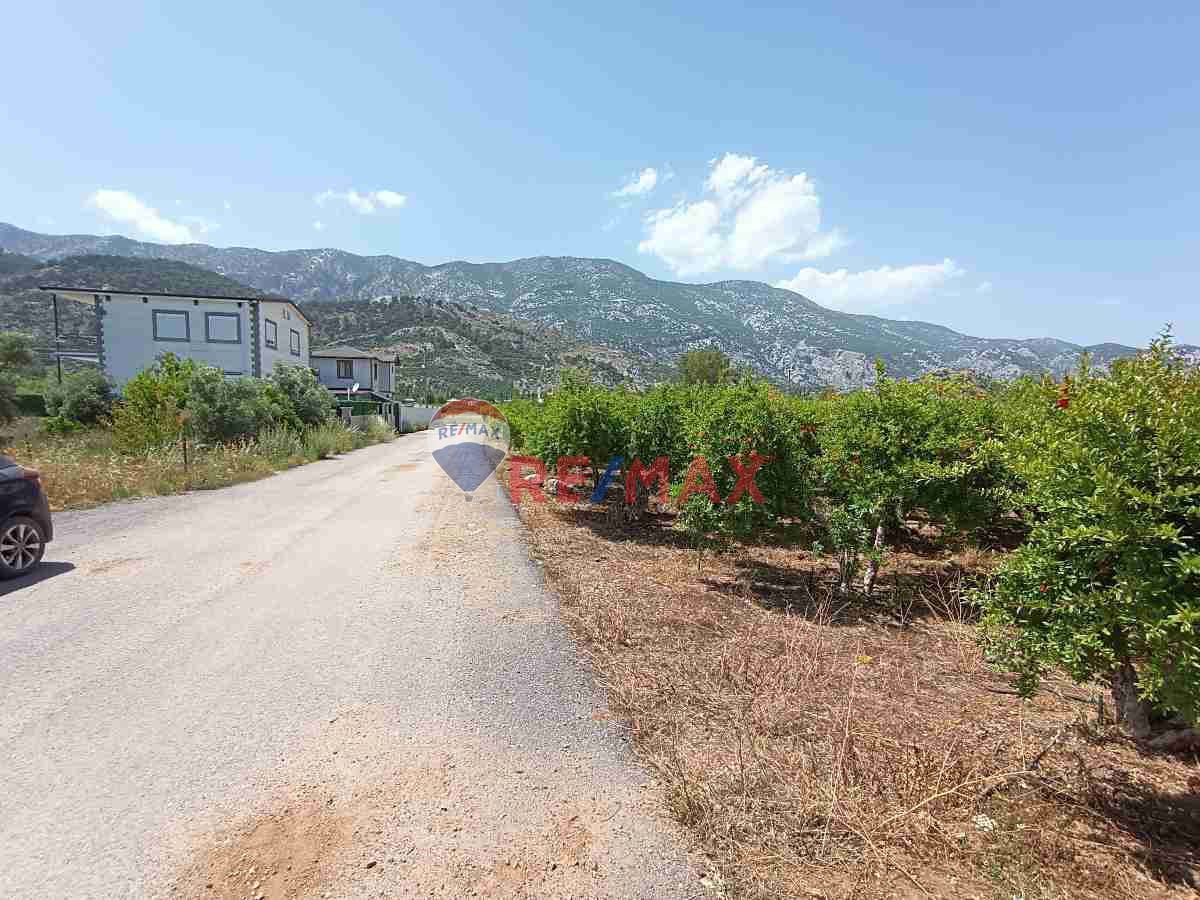 DÖŞEMEALTI ÇIĞLIK' TA SATILIK VİLLA ARSASI