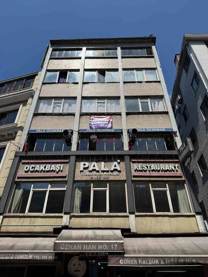 REMAX FORZA'DAN TAKSİMDE SATILIK DAİRE