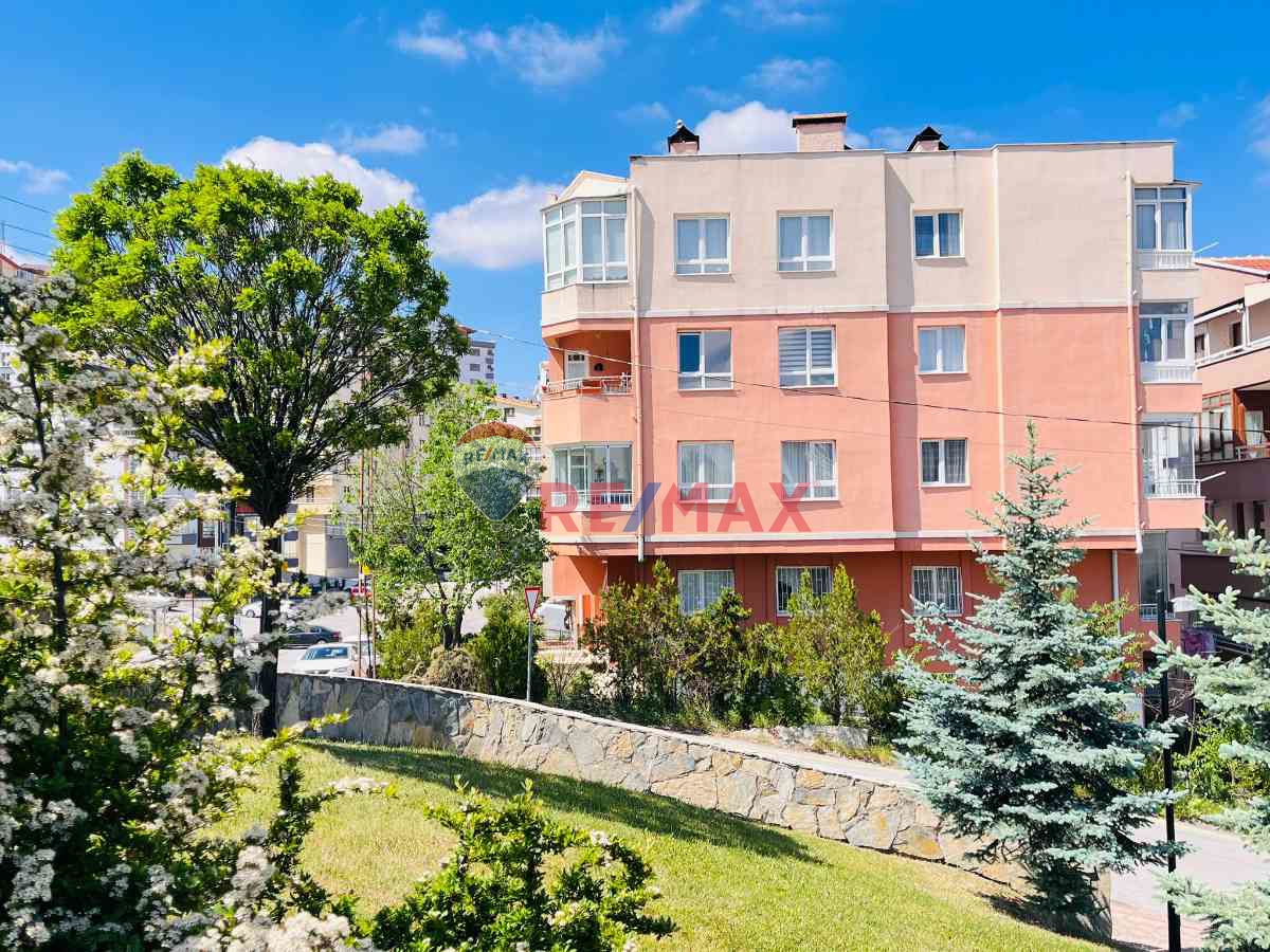 DİKMEN KEKLİK PINARI'NDA 3+1 ARA KAT 3 CEPHE LÜKS DAİRE