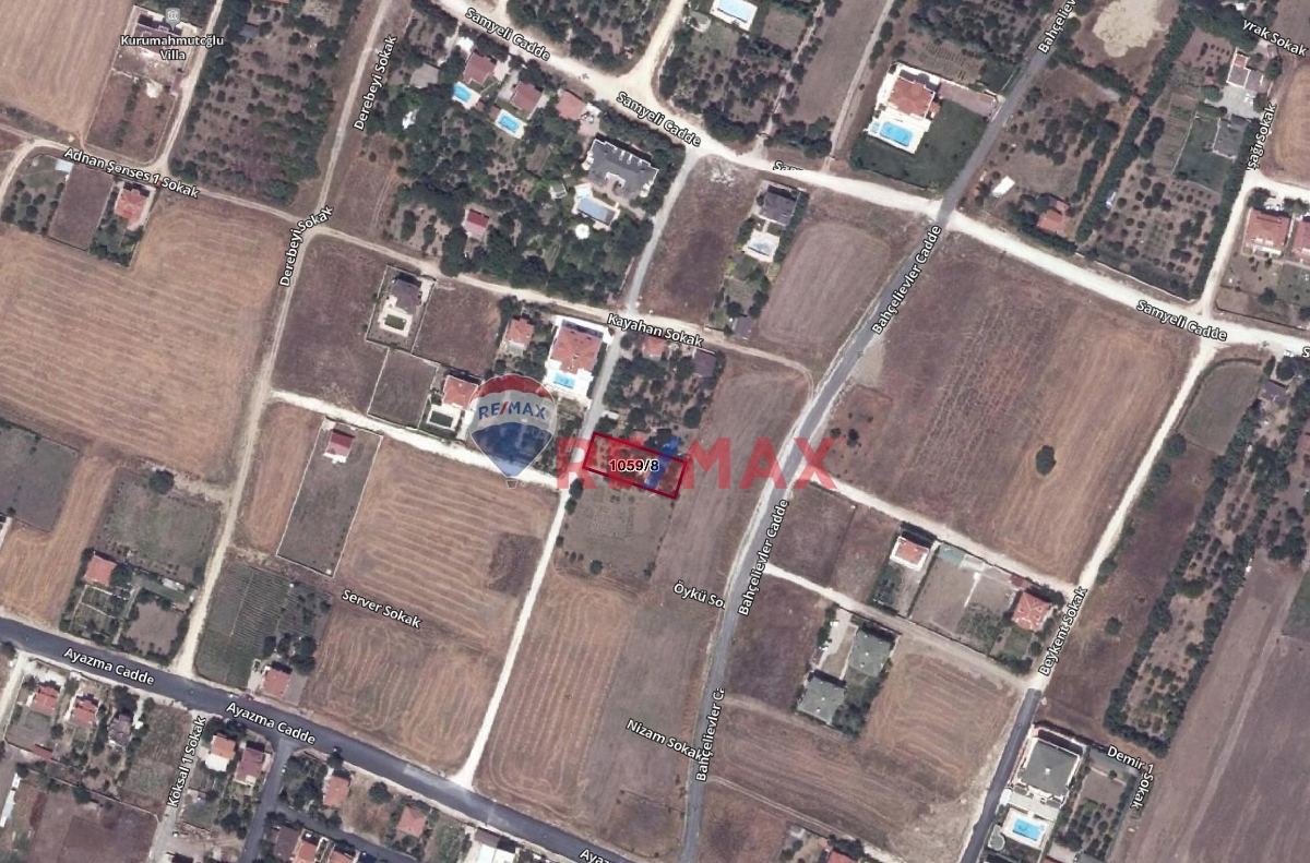 KAMİLOBA'DA 700M2 ÇEVRİLİ İMARLI SATILIK ARSA