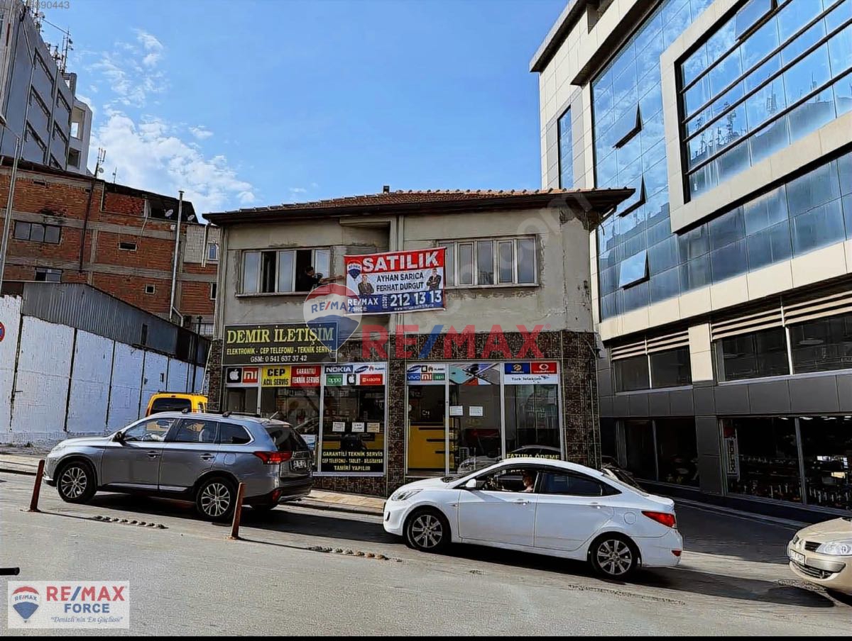 SARAYLAR MAH. DE 6 KAT İMARLI ARSA